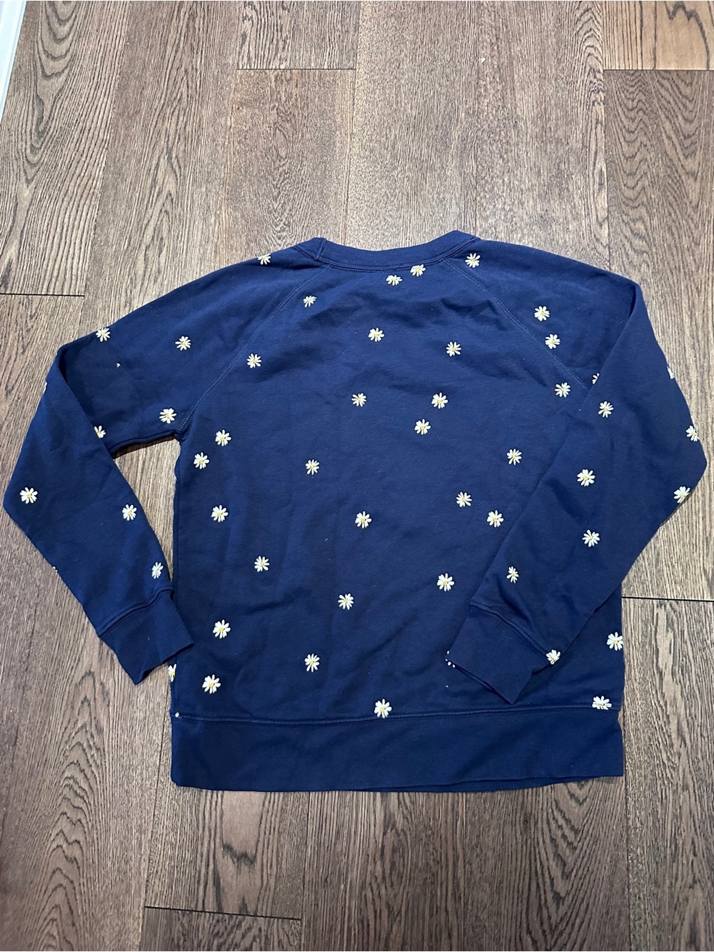 Navy Blue Daisy Embroidered Women's Sweater